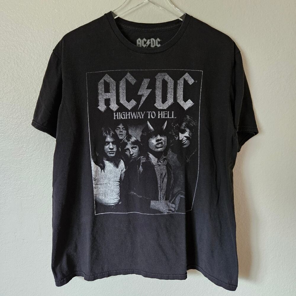 ACDC Highway To Hell Shirt XL